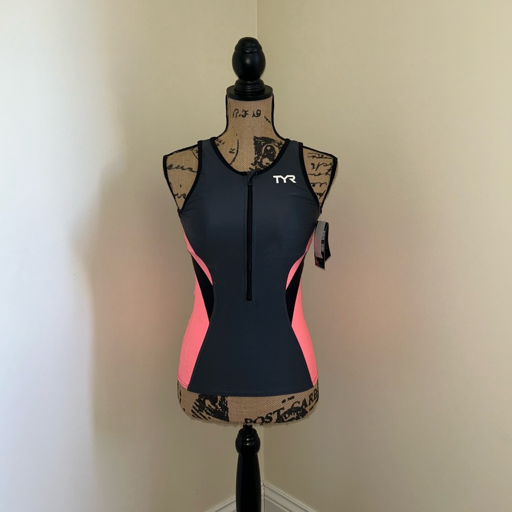 NWT, Women’s S, TYR, Gray & Coral Competitor Singlet
